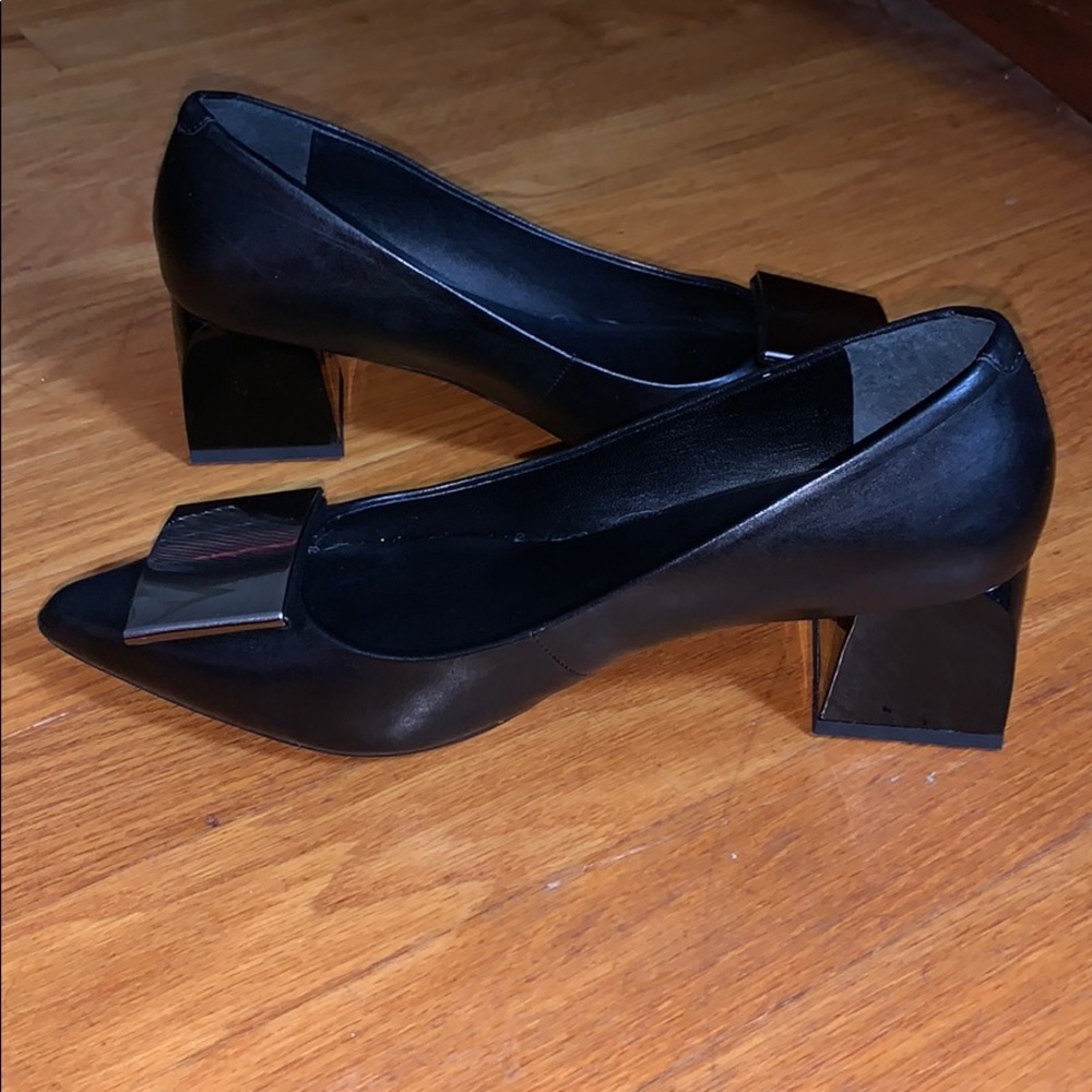 [ MILLIE’S ] HEELS